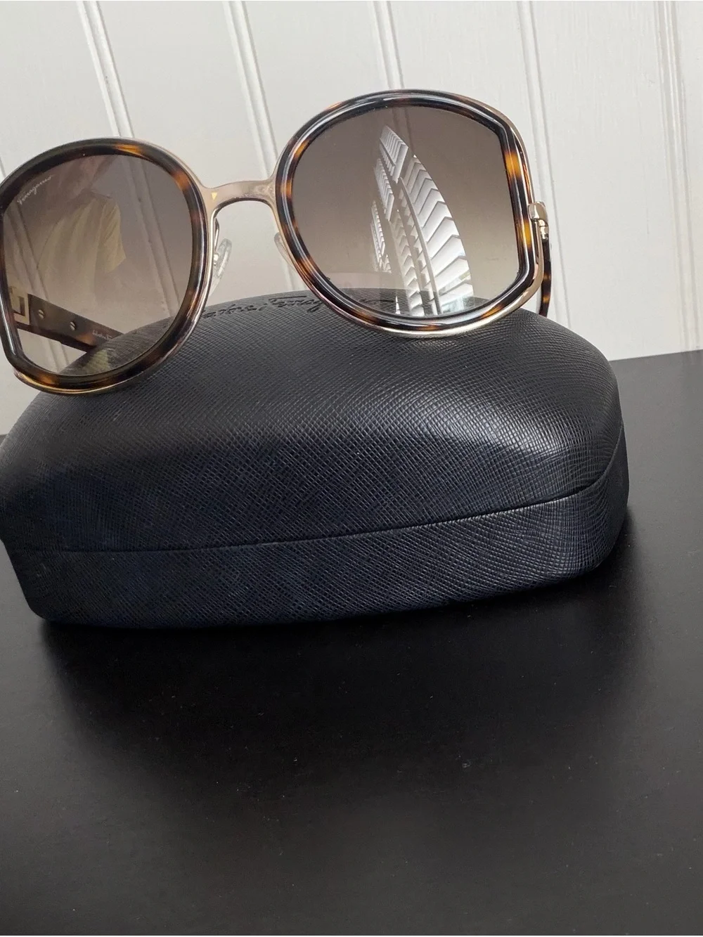 Salvatore Ferragamo Tortoiseshell Frame with Brown Gradient Lenses Sunglasses